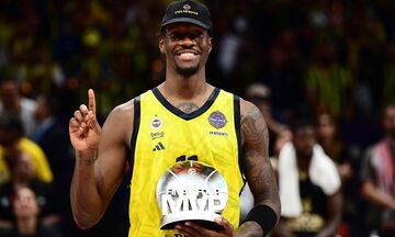 Έμεινε ελεύθερος ο Νάιτζελ Χέις - Ντέιβις! 