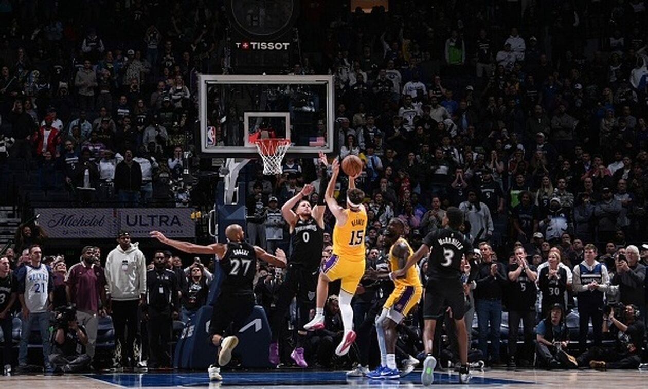 NBA: Δύσκολη νίκη των Λέικερς επί των Σίξερς, σημαντικό διπλό των Γουόριορς στο Φοίνιξ (vid)