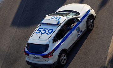 Κλέφτες εισέβαλαν με αγροτικό σε κοσμηματοπωλείο στο Αίγιο