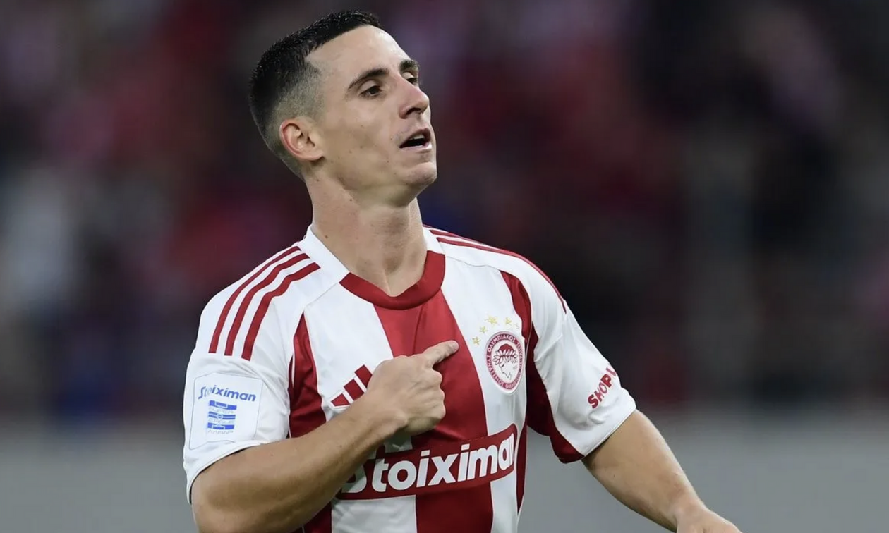 Ολυμπιακός: Με Παναιτωλικό εκτίει ο Ποντένσε τις κάρτες που συμπλήρωσε