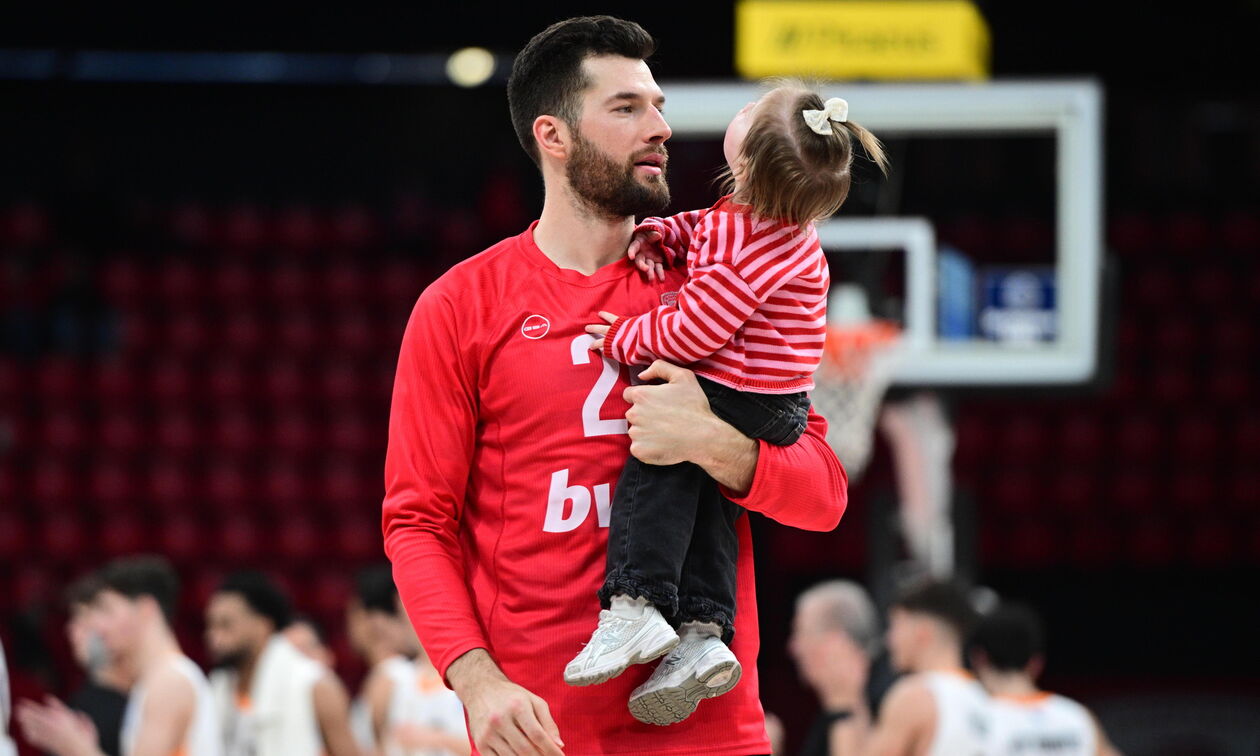 Ολυμπιακός: Η παρακάμερα του αγώνα με τον Προμηθέα (vid)