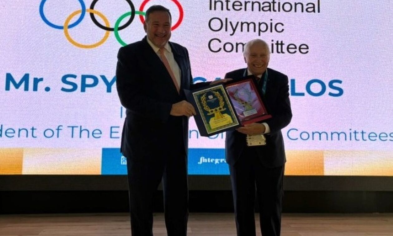 Ο Σπύρος Καπράλος τιμήθηκε με το βραβείο «Guirlande d’Honneur»