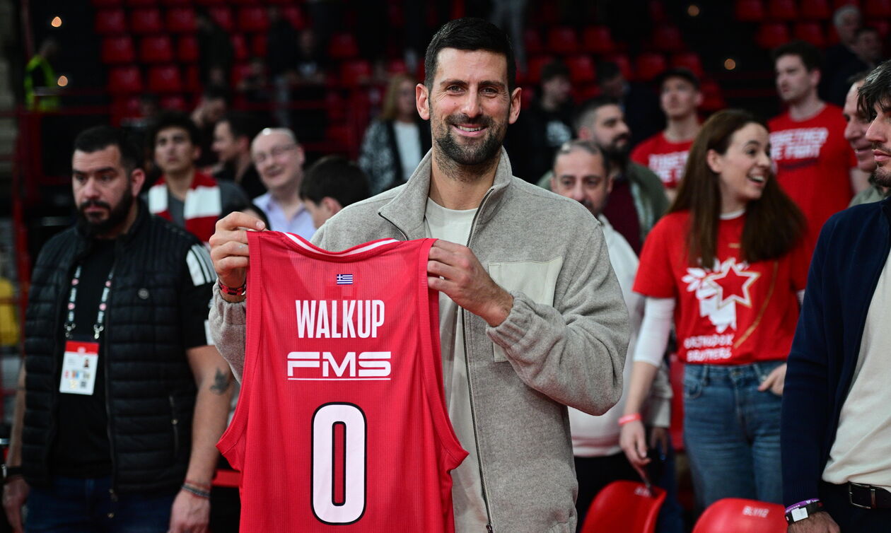 Με φανέλα Ουόκαπ ο Τζόκοβιτς