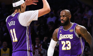 NBA: Έγραψε Ιστορία ο Τζέιμς - Νίκησαν οι Μπακς (highlights)