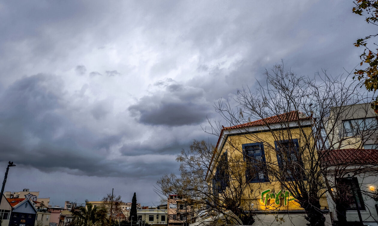 Καιρός: Νεφώσεις με ασθενείς τοπικές βροχές 