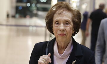 Πέθανε η Άννα Ψαρούδα - Μπενάκη