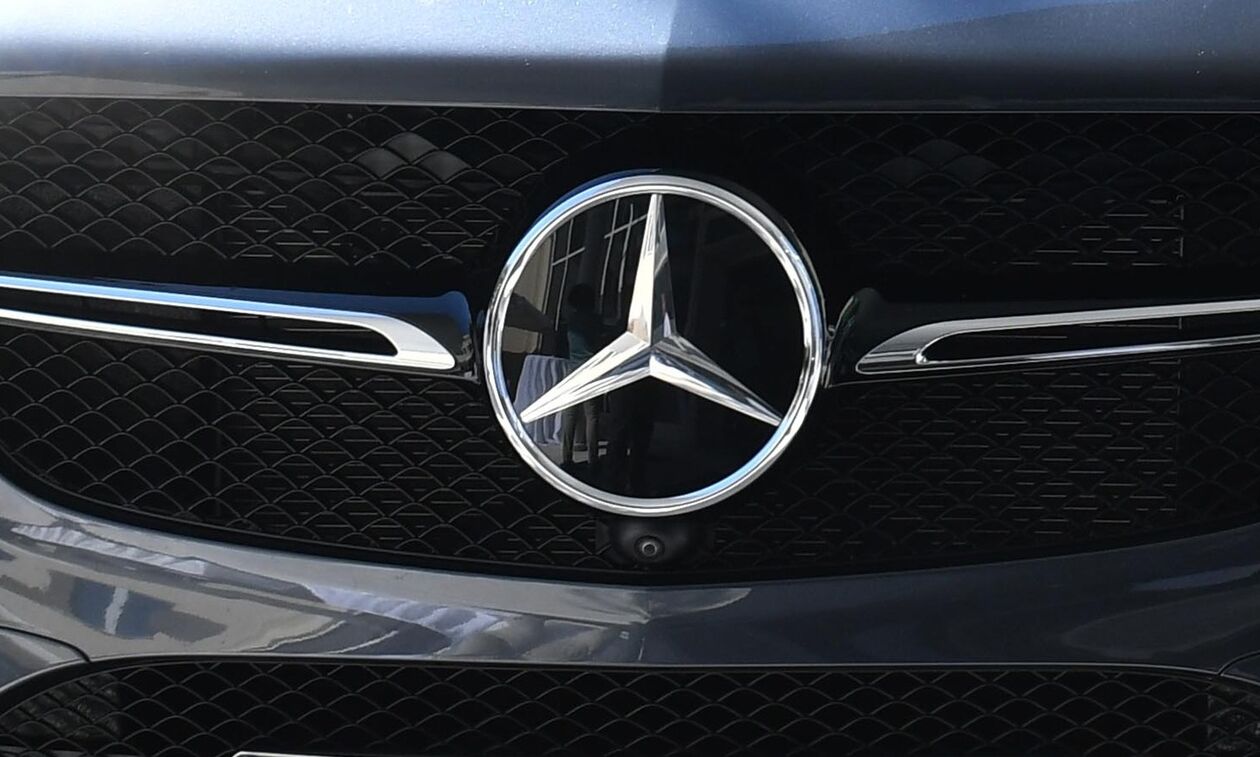 «Καταιγίδα» παρουσιάσεων από τη Mercedes