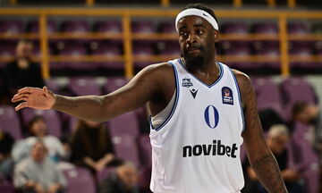 Φάντερμπερκ: «Έχουμε καλή χημεία, θέλουμε να παίζουμε δυνατά και ελεύθερα»