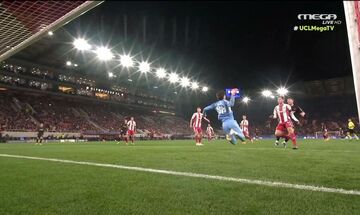 Ολυμπιακός - Λεβερκούζεν: Ο Τζολάκης πραγματοποιεί μια από τις αποκρούσεις της σεζόν (vid)