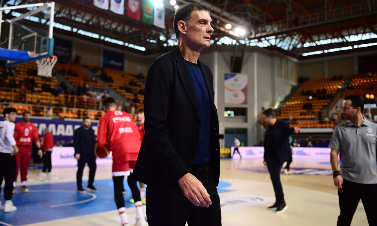 Μπαρτζώκας: «Παραμένουν αμφίβολοι ο Τζόουνς και ο Μιλουτίνοφ»