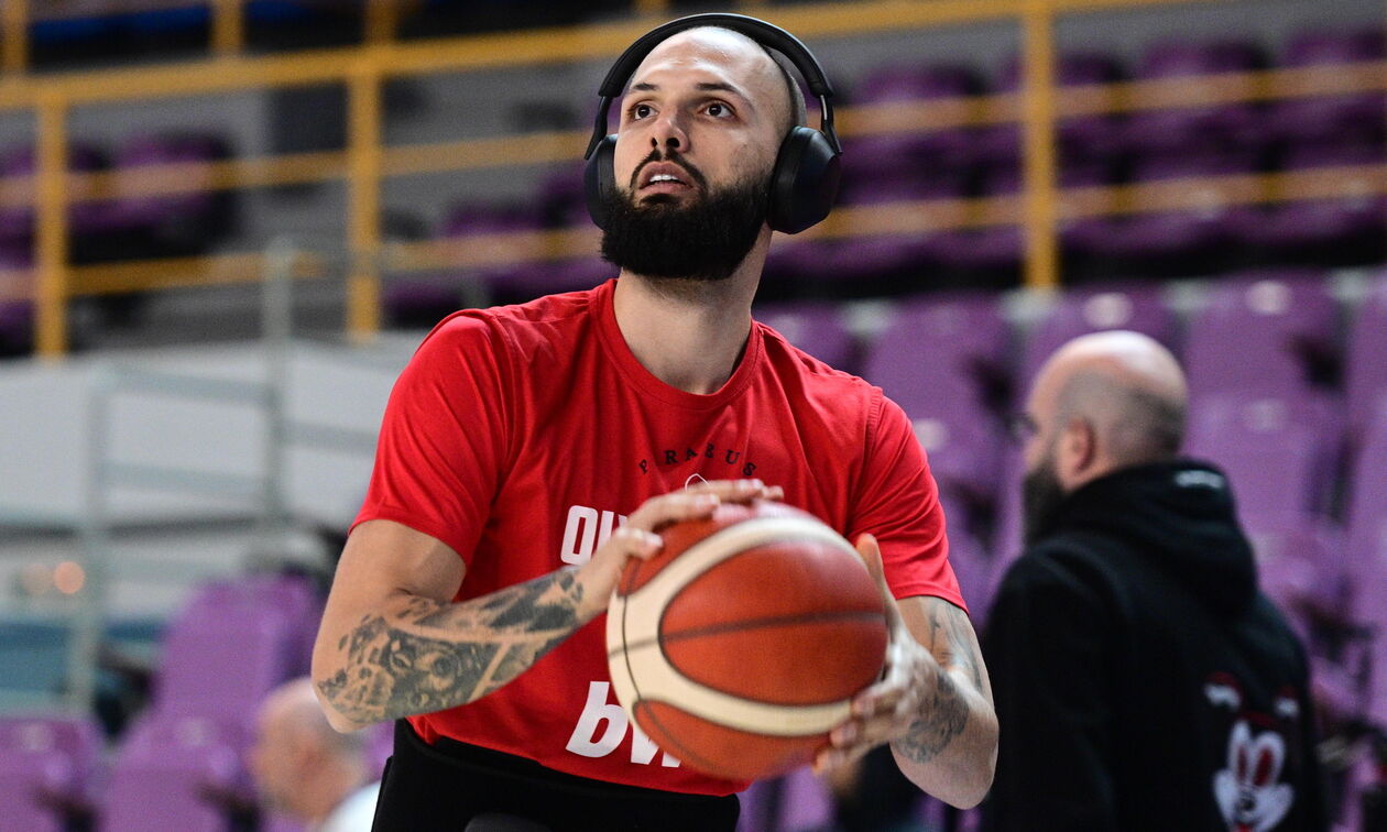 Φουρνιέ: «Κάθε παιχνίδι έχει τη δική του ιστορία - Έχει μεγάλη καρδιά ο Μιλουτίνοφ»