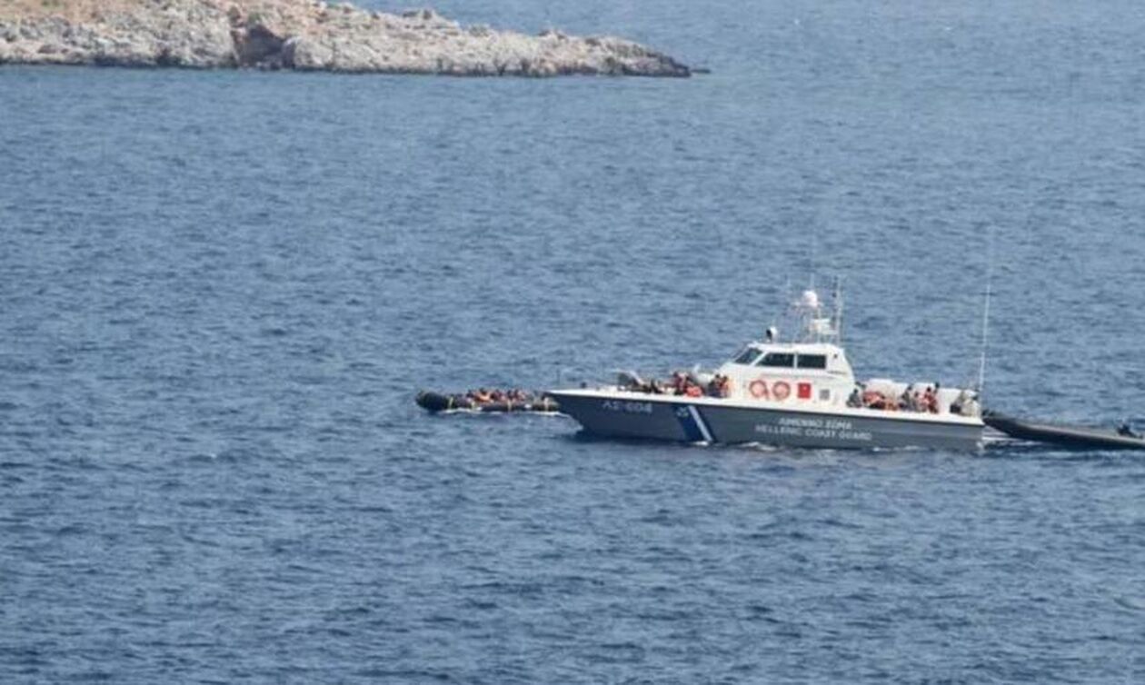 Σύλληψη 27χρονου διακινητή 28 μεταναστών μετά από καταδίωξη ανοικτά της Λέρου