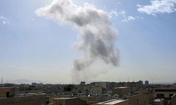 Φλέγεται η Μέση Ανατολή, το Ιράν απειλεί με αντίποινα