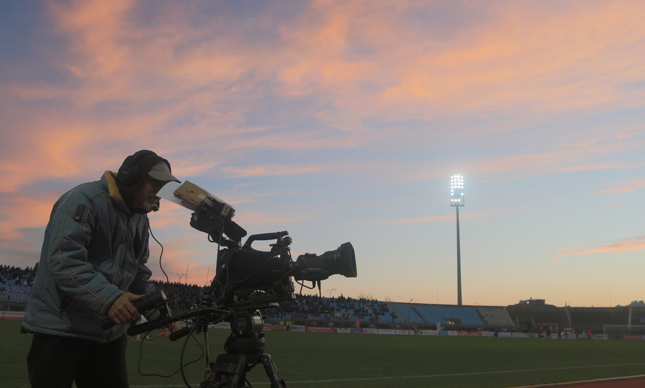 Τηλεόραση: Οι αθλητικές μεταδόσεις της Κυριακής (1/3) με Πανσερραϊκός - Ολυμπιακός