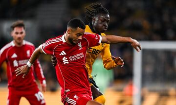 Premier League: «Σκότωσε» τη Λίβερπουλ η Γουλβς