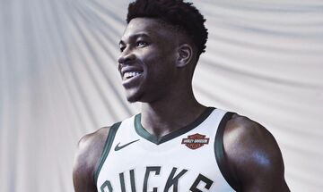 Αντετοκούνμπο: «Θα χρειαστώ χρόνο να βρω τη φόρμα μου, άνθρωπος είμαι κάνω λάθη»