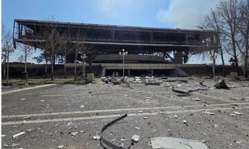 Συντρίμμια το στάδιο Αζάντι της Τεχεράνης από τους αμερικανοϊσραηλινούς βομβαρδισμούς!