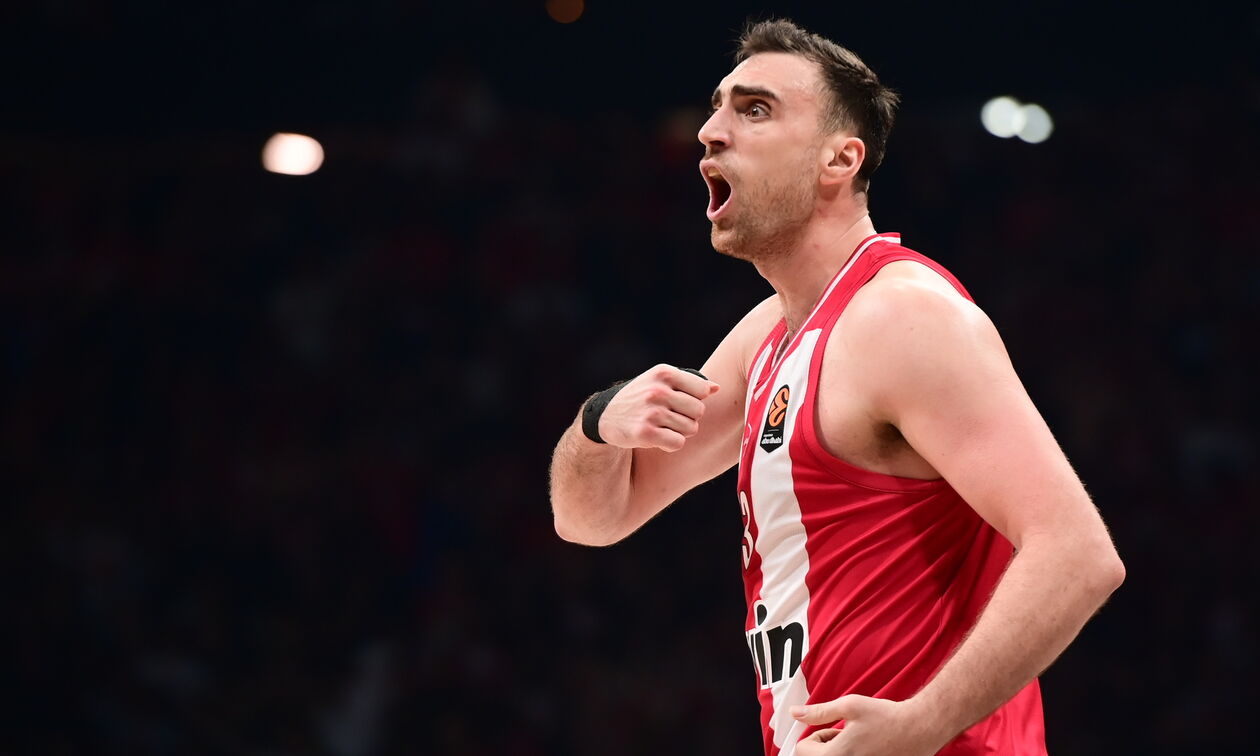 Μιλουτίνοφ: «Ευγνώμων που έχουμε αυτήν την ομάδα»