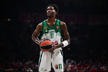 Χέις-Ντέιβις: «Δε μου επιτράπηκε να κάνω τη ρουτίνα μου πριν το ματς - Δε το λέω σαν δικαιολογία»