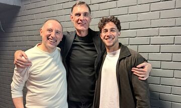 «Οι δεσμοί με τον Θρύλο δε σβήνουν ποτέ»: Η συνάντηση Γιώργου Μπαρτζώκα-Μπάμπη Κωστούλα