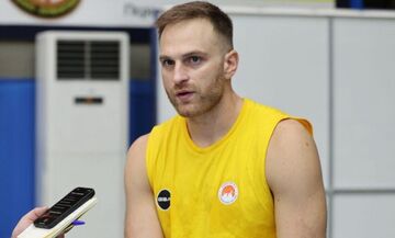 Κακλαμανάκης: «Να συνεχίσουμε να δείχνουμε τον καλύτερό μας εαυτό»