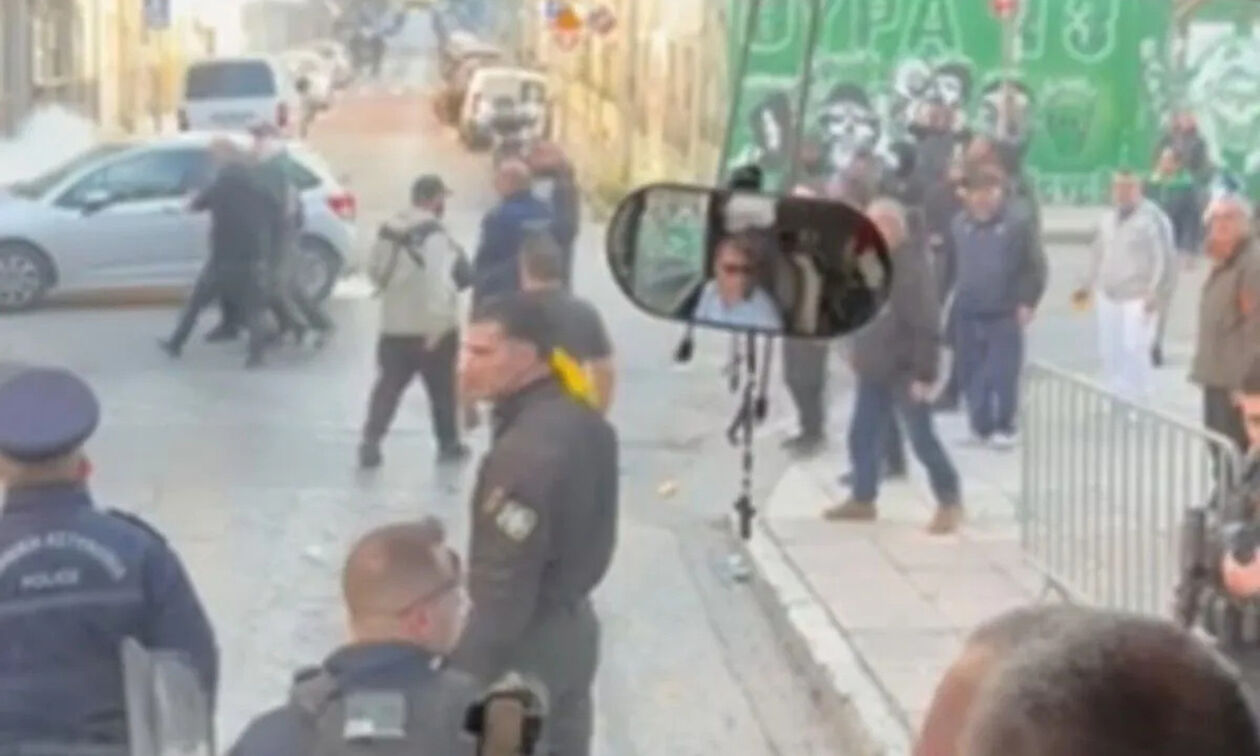 Α1 γυναικών: Επίθεση με πέτρες στο πούλμαν του Ολυμπιακού 