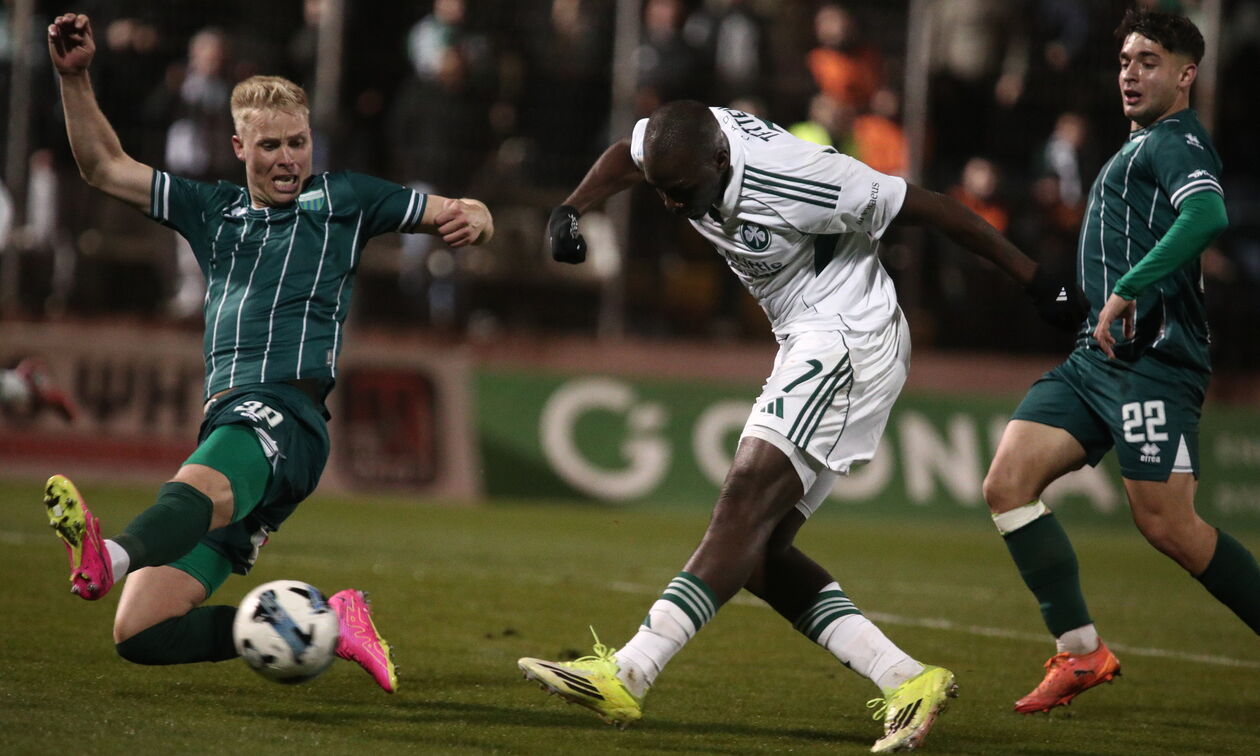 Ο Παναθηναϊκός διαμαρτυρήθηκε για το πέναλτι...που εν τέλει πήρε!