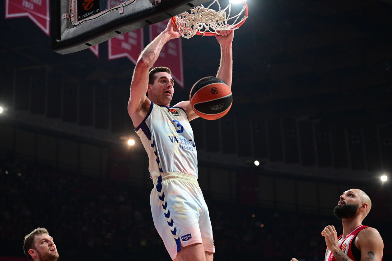 Νέα εντυπωσιακή εμφάνιση και νέα 100άρα η Βαλένθια 