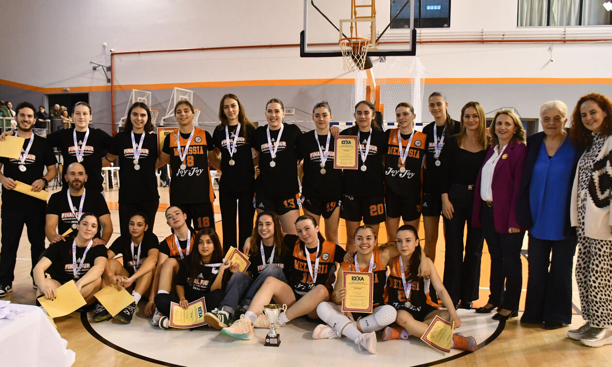 ΚΑΟΜ: Ένα μελίσσι του μπάσκετ! (pics)