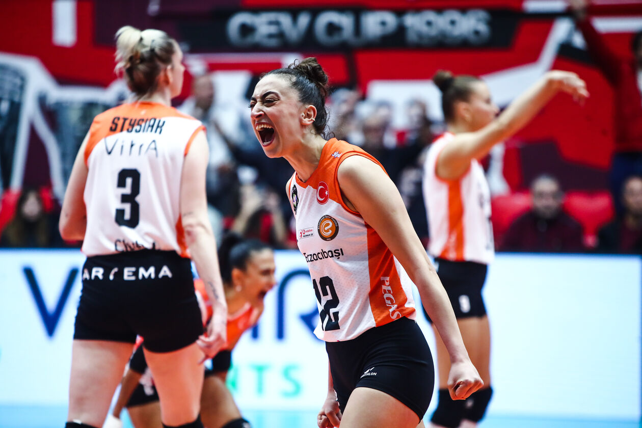 Εξατσίμπασι-Ρεζόφ 3-1 highlights 