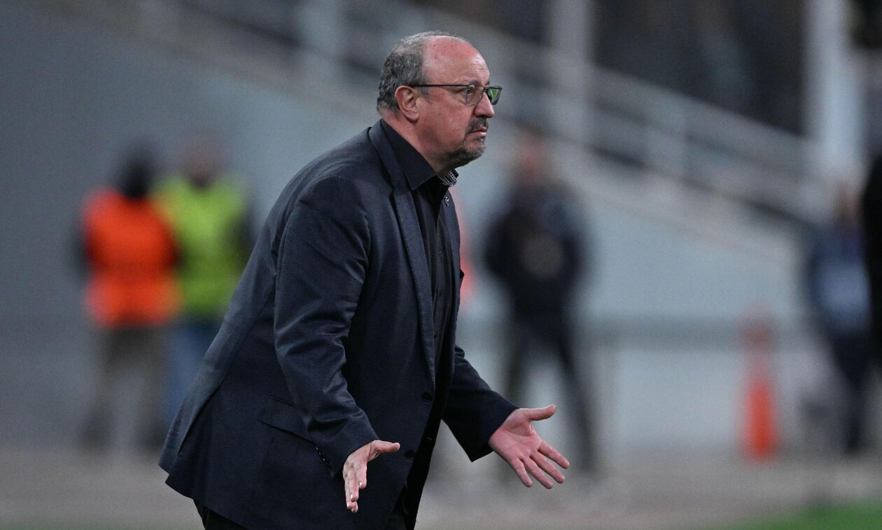 Μπενίτεθ: «Με ικανοποιεί το πνεύμα της ομάδας και η αφοσίωση»