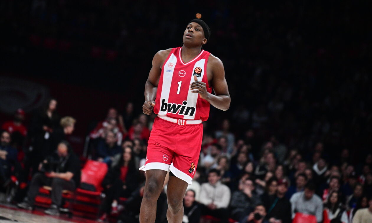 Ολυμπιακός: Εκτός δωδεκάδας Νιλικίνα και Χολ