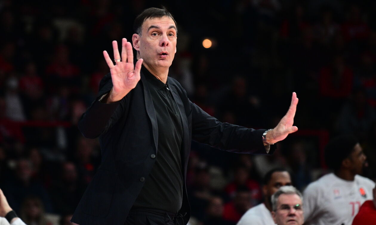 Μπαρτζώκας: «Οι παίκτες είναι κουρασμένοι, ενδεχομένως εξαντλημένοι»