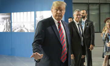 O Τραμπ ετοιμάζεται για πιθανές ειρηνευτικές συνομιλίες με το Ιράν