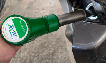 Eπιδότηση καυσίμων: Οι αιτήσεις για το Fuel Pass, τα κριτήρια και τα ποσά