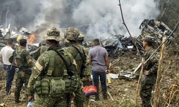 Κολομβία: Τουλάχιστον 66 νεκροί μετά από συντριβή στρατιωτικού αεροσκάφους