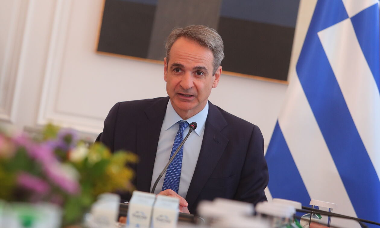 Μητσοτάκης: «Στα 920 ευρώ ο κατώτατος μισθός από 1η Απριλίου»