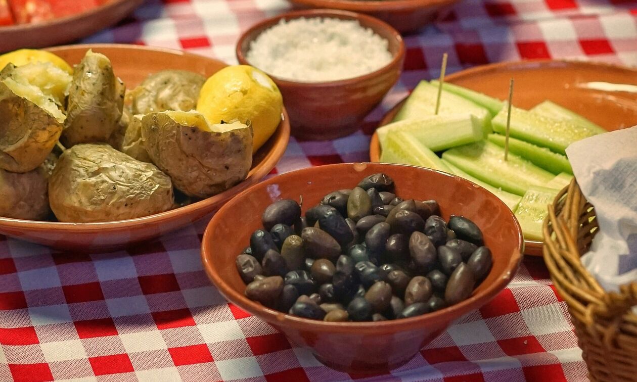 Νηστεία: Πώς επηρεάζεται ο οργανισμός μας σύμφωνα με μια νέα μελέτη