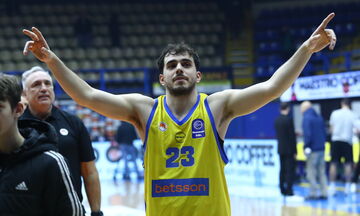 Παπαδάκης: «Να ακολουθήσουμε το πλάνο μας με την ΑΕΚ»