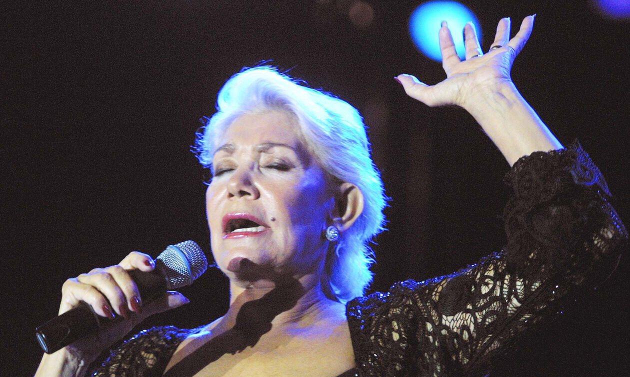 Άρης: «Έφυγε η μεγάλη κυρία του ελληνικού τραγουδιού»