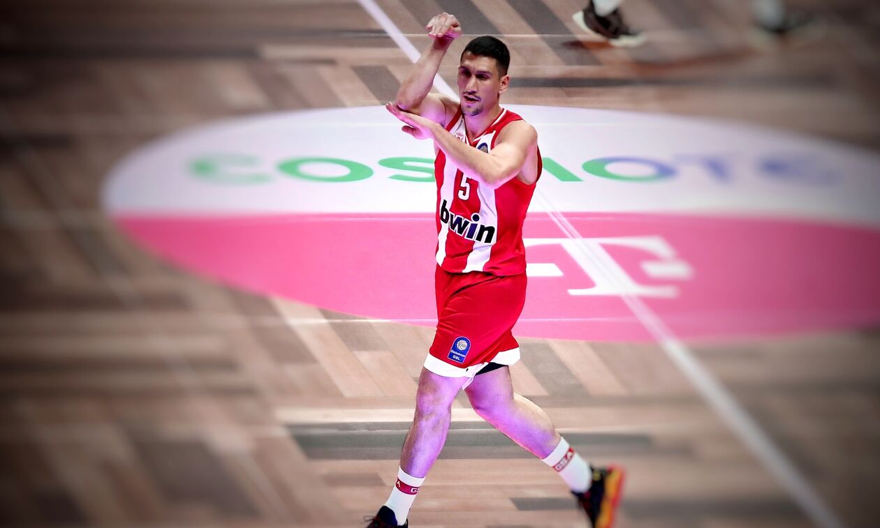 Ολυμπιακός: Φιτιλιές εσείς; Κόμπρα εμείς! 