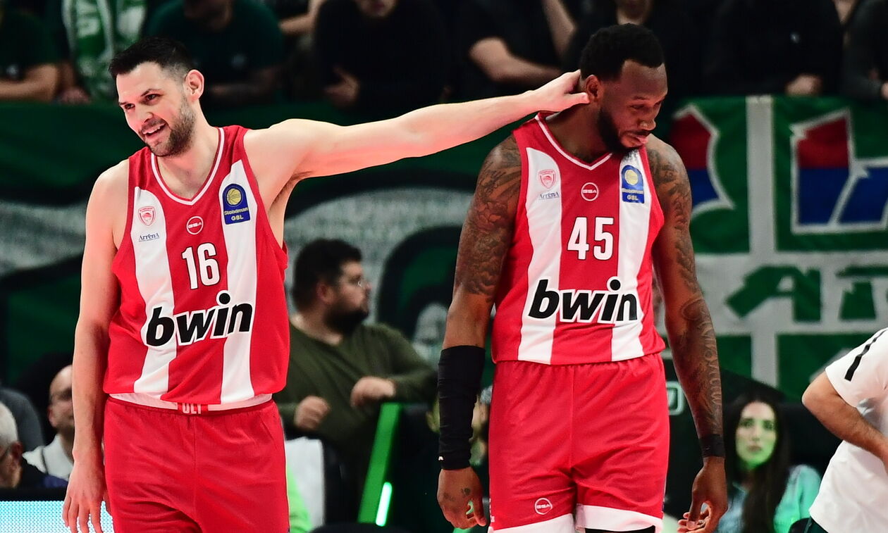 Χολ: «Σημαντικό να αγαπάμε ο ένας τον άλλον»