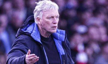 Έβερτον: Προσφέρει νέο συμβόλαιο στον Μόγιες