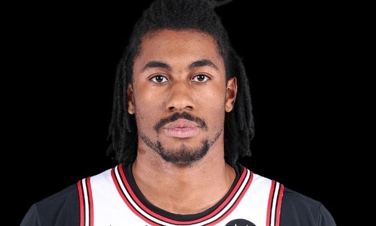 Mπουλς: Λύθηκε το συμβόλαιο του Άιβι