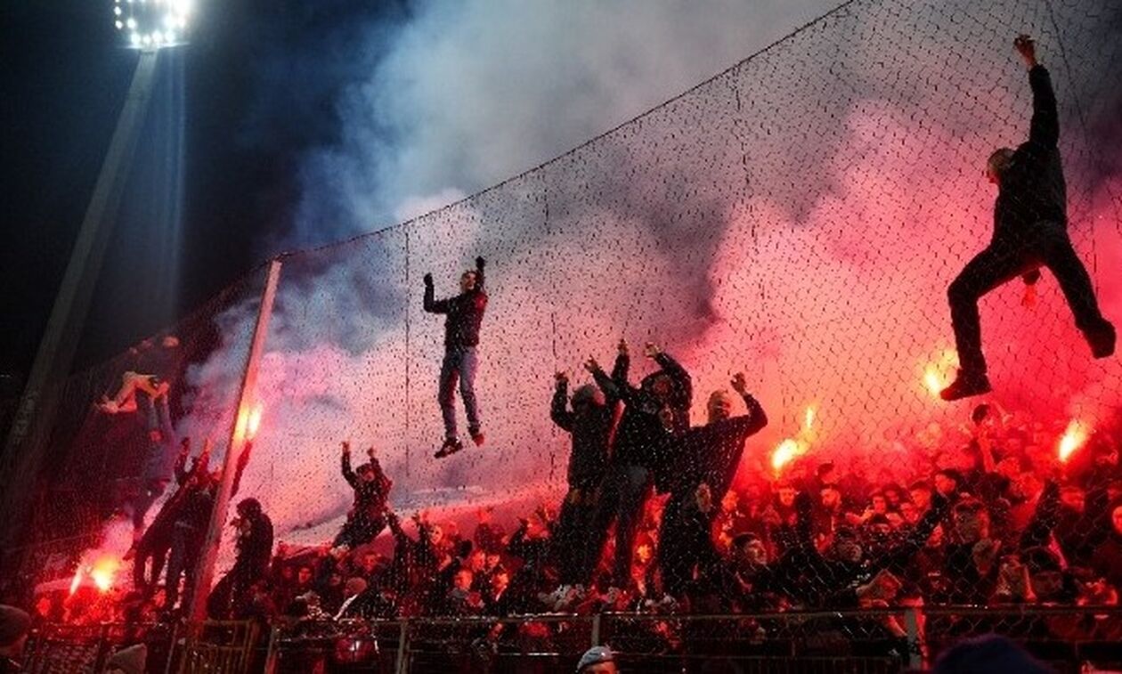 Βοσνία: Έξαλλοι πανηγυρισμοί στο Σαράγεβο για την πρόκριση στο Μουντιάλ