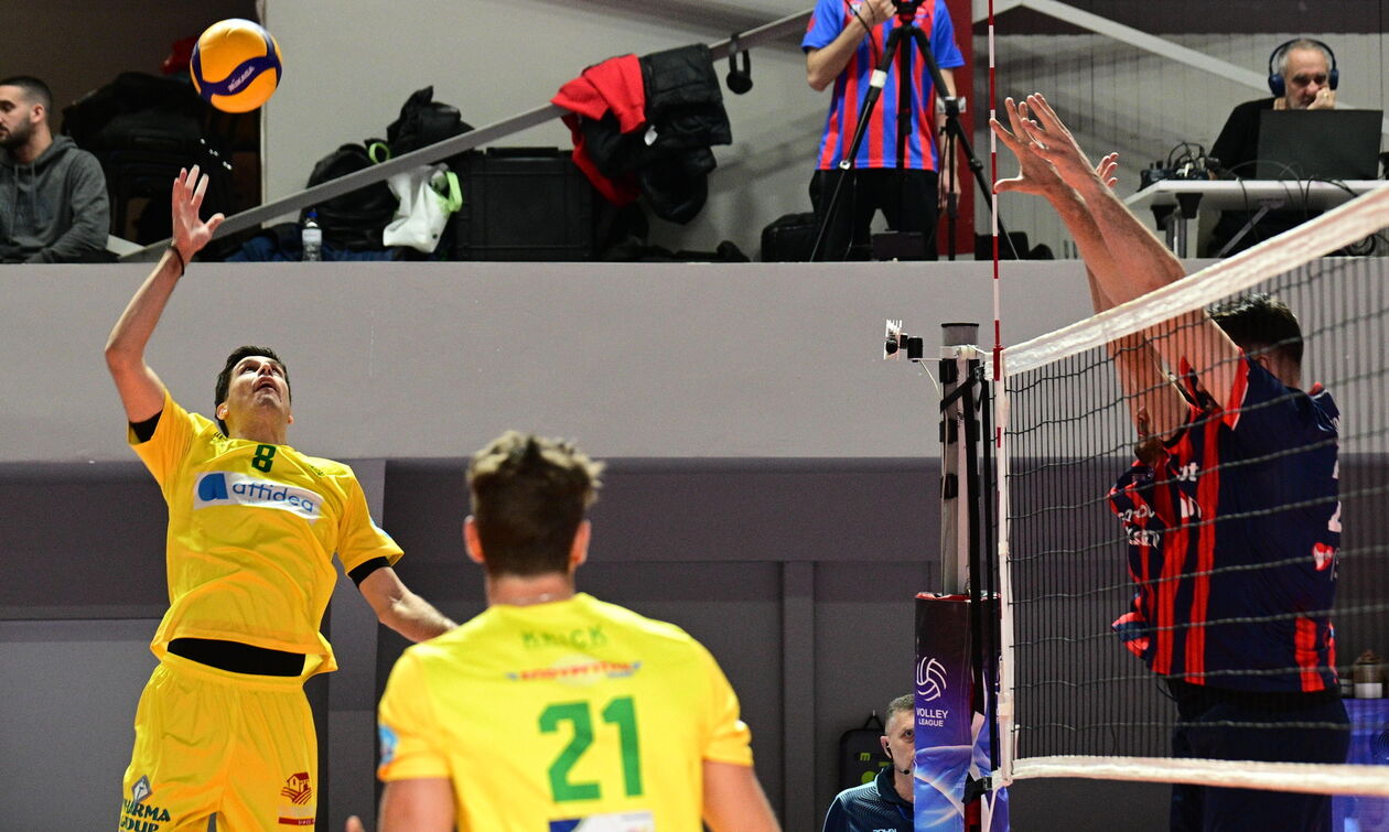 Volley League Ανδρών: Η Καλαμάτα νίκησε τον Πανιώνιο και «σφράγισε» την έκτη θέση