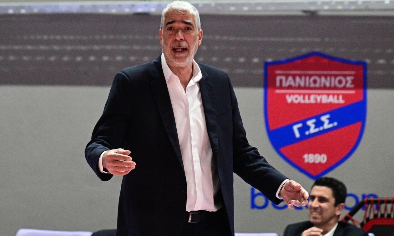 Τέλος από την Καλαμάτα ο Άκης Χατζηαντωνίου 