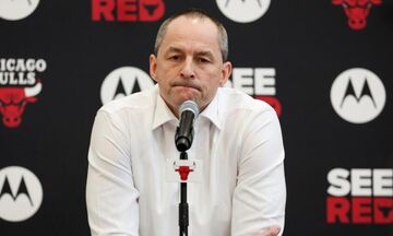 Oι Μπουλς απομάκρυναν τον Καρνισόβας