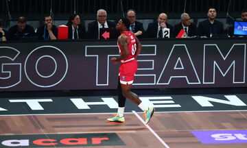 ΚΑΕ Ολυμπιακός: «Ο Παναθηναϊκός έκανε καταγγελία για άσεμνη χειρονομία του Τζόουνς» 