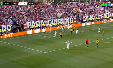 Ράγιο Βαγιεκάνο-ΑΕΚ: Το γκολ του Άκομαχ 